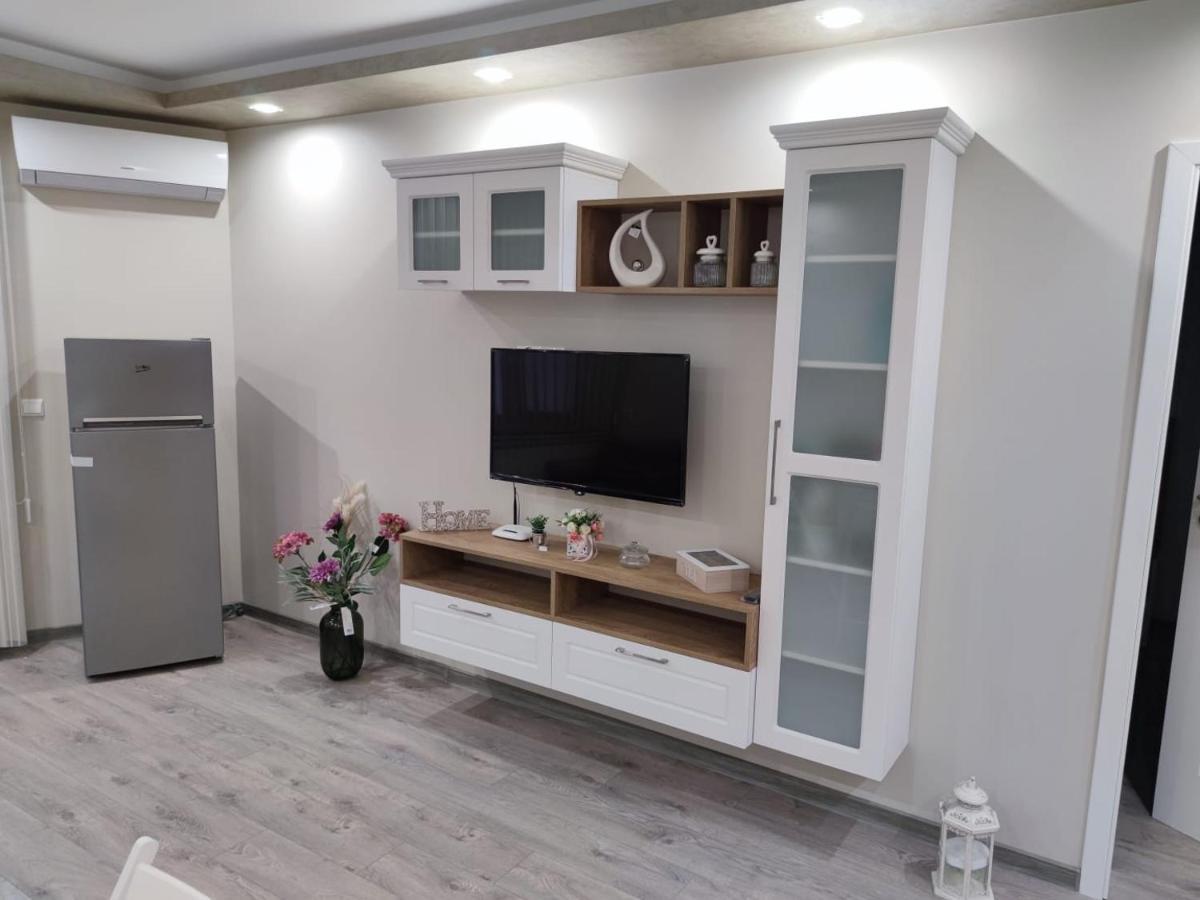 Flowers Apartment Dobrich Luaran gambar