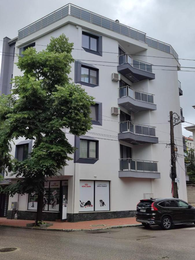Flowers Apartment Dobrich Luaran gambar