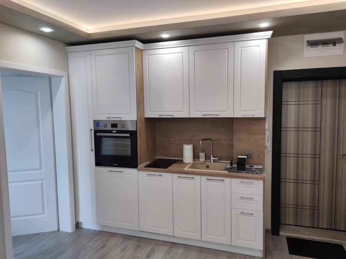 Flowers Apartment Dobrich Luaran gambar